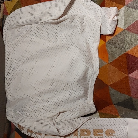 3/$25 Sommer Ray Crop Top - Picture 4 of 6